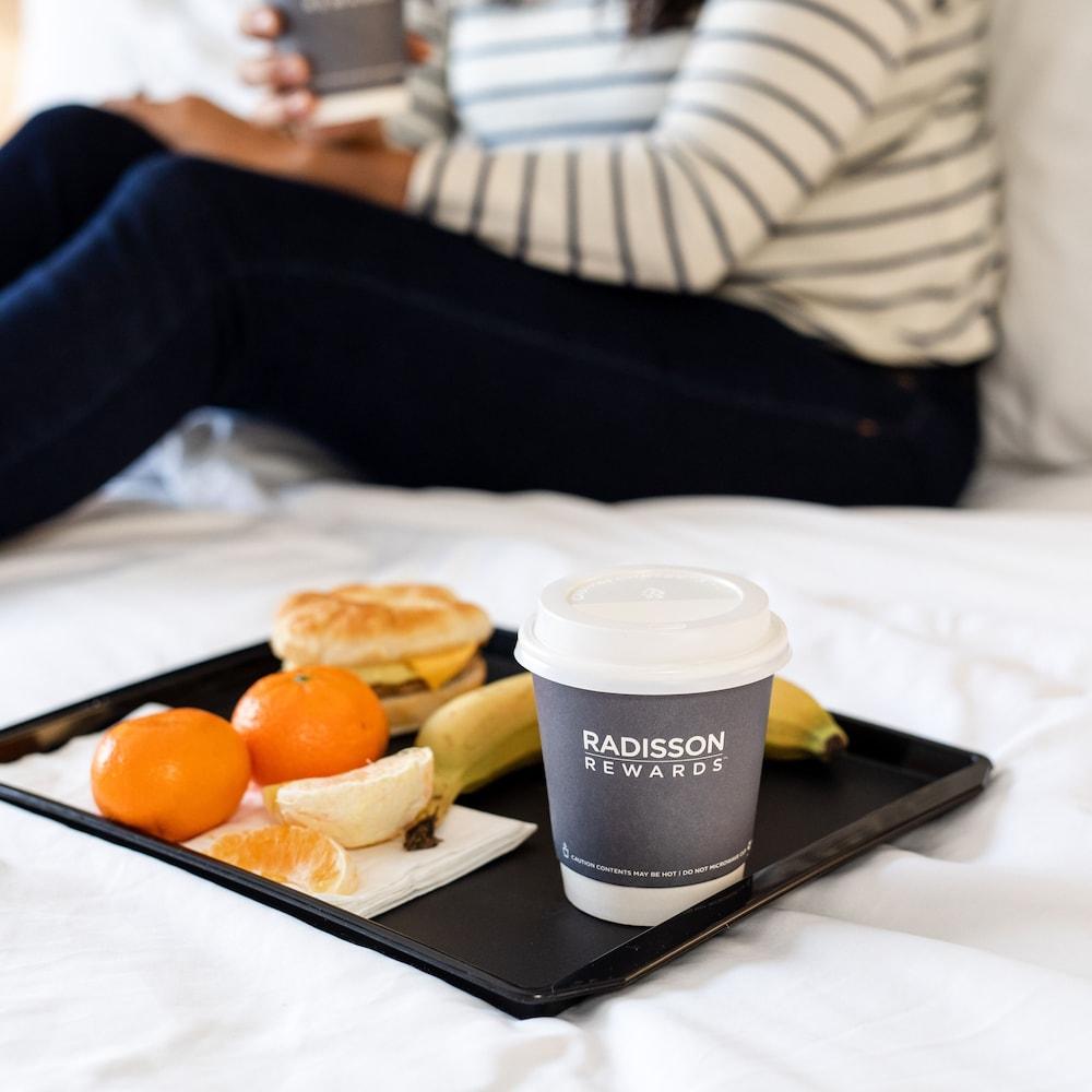 Radisson Hotel Bismarck Eksteriør billede