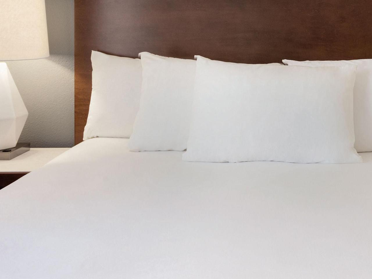 Radisson Hotel Bismarck Eksteriør billede